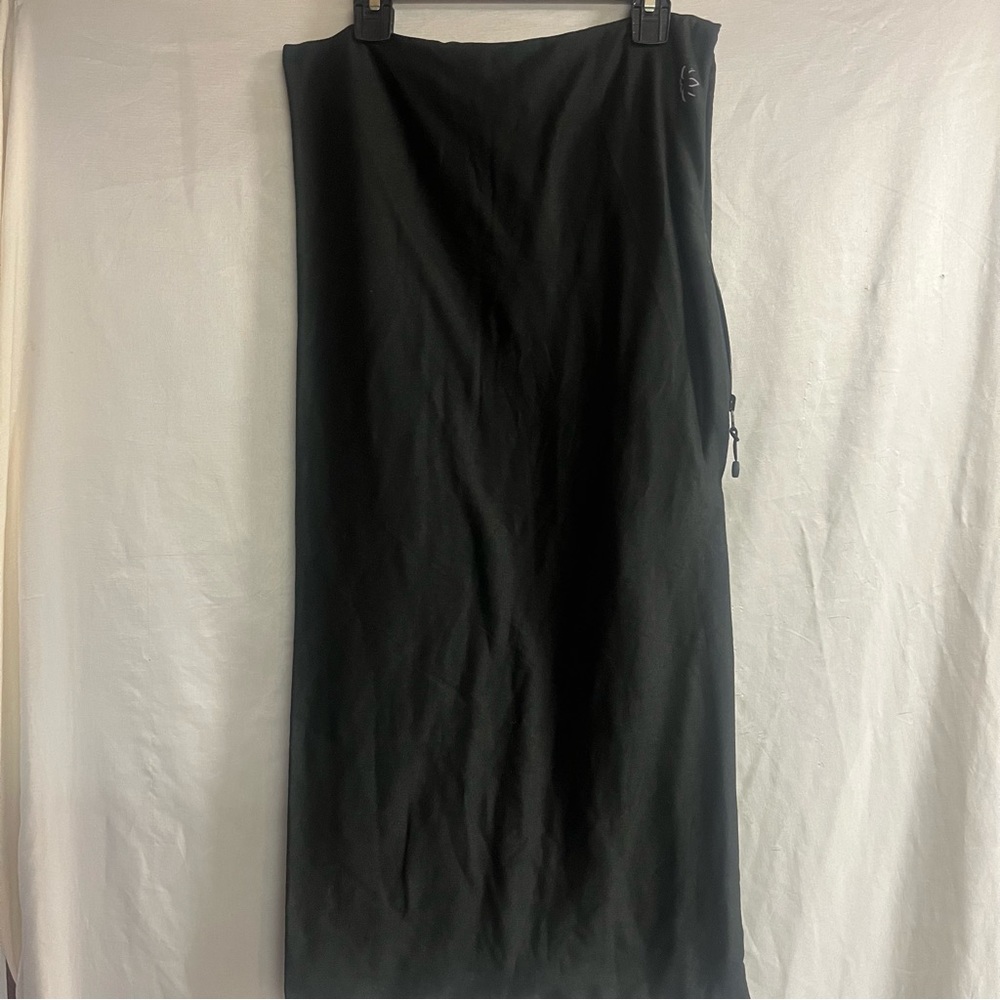 Beyond Yoga Pocket Infinity Scarf Black from Fab Fit Fun